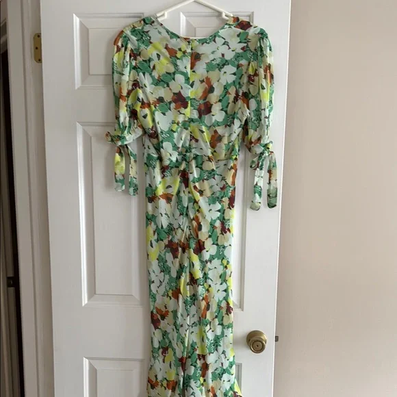 Anthropologie Floral Print V-Neck Women's Dress - Picture 6 of 16
